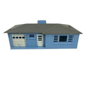 Plasticville O-O27 - #1852 Blue Ranch House Complete No Box